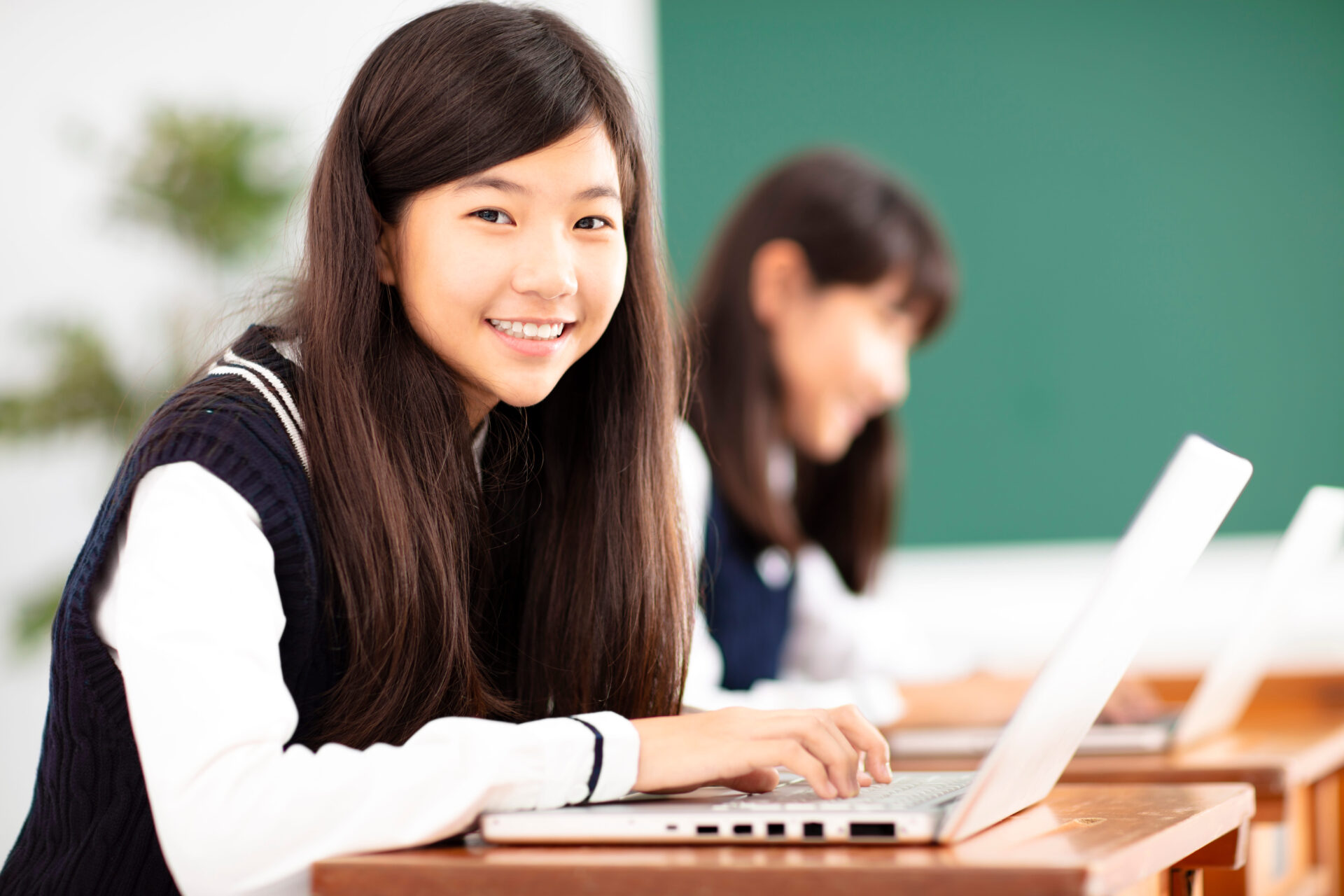 Student receiving IELTS One-to-One Coaching at ILC Training with personalised guidance to improve exam performance.