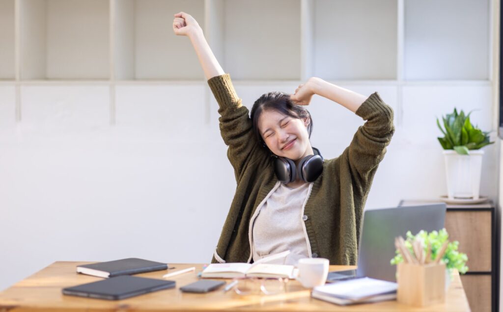 Thai adults A1 English