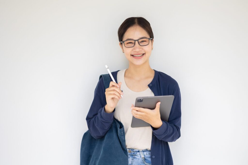 Thai adults A1 English