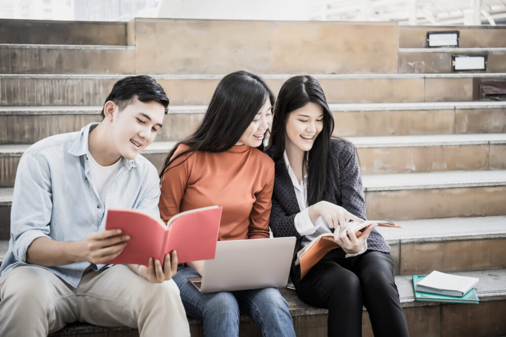 english camp for secondary students in thailand