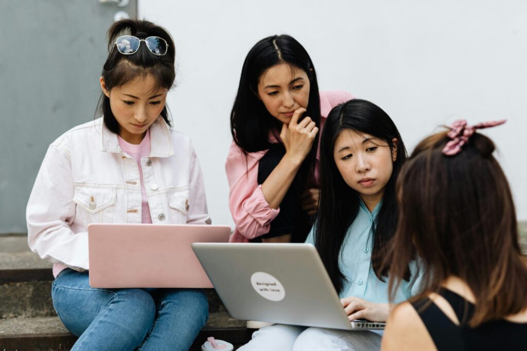 a B1 Preliminary for Schools English course